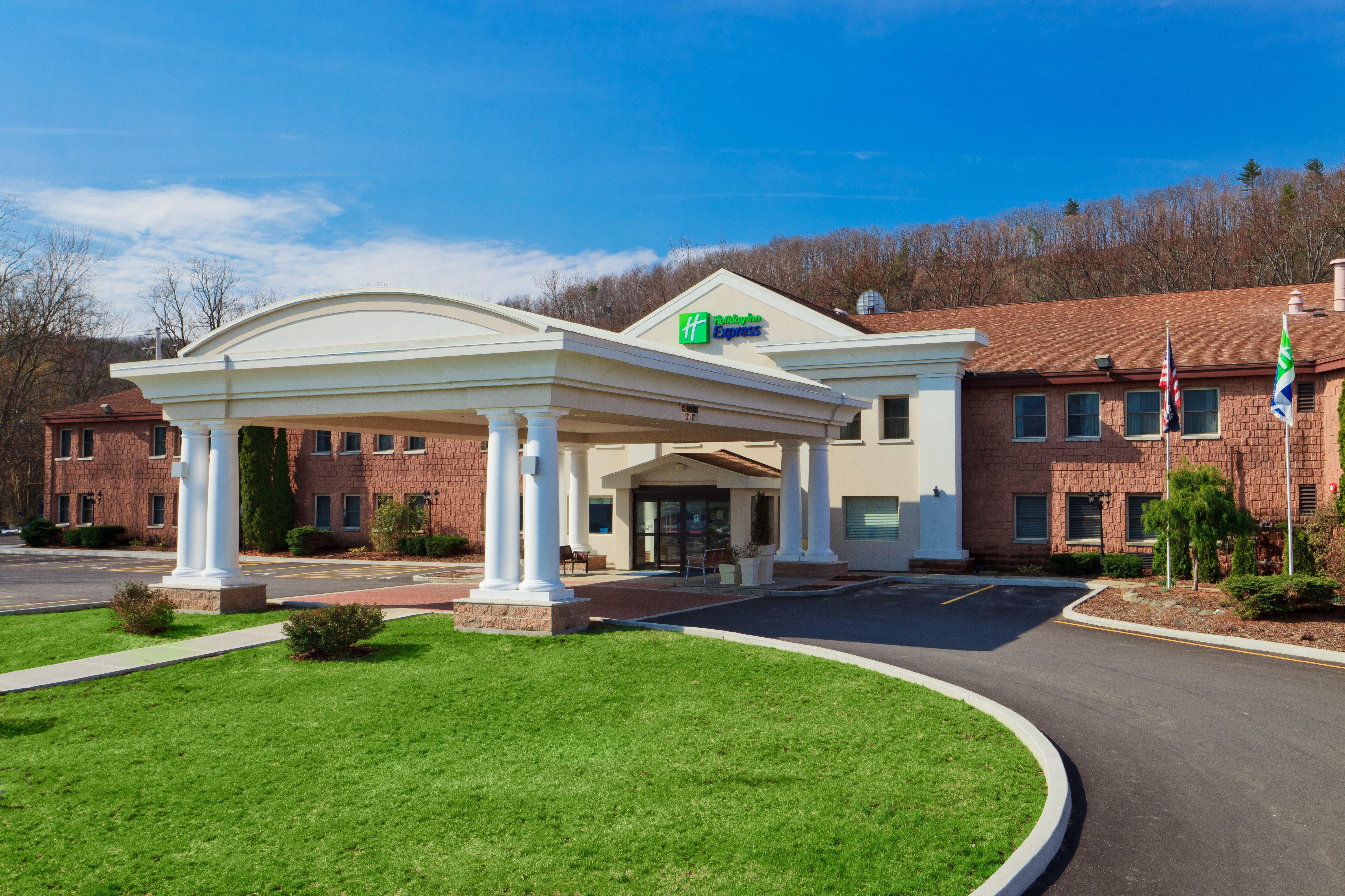 Best Western Owego Inn Экстерьер фото