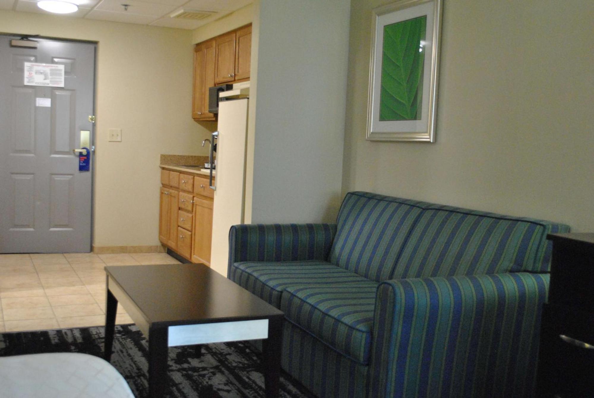 Best Western Owego Inn Экстерьер фото